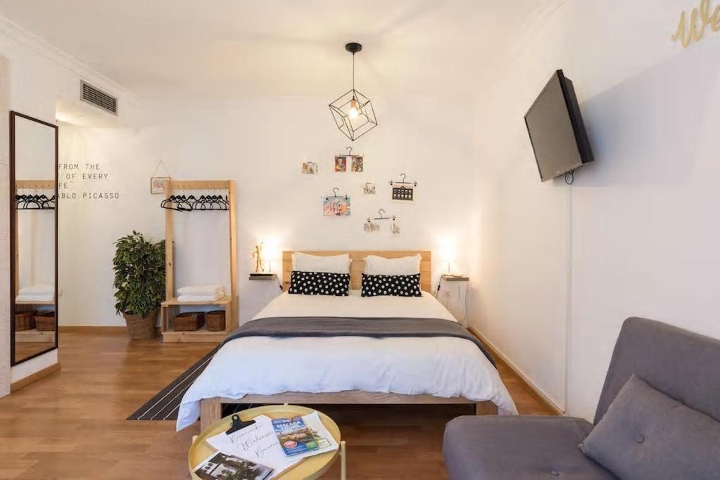 Calma Chicha Apartment Малага Екстериор снимка